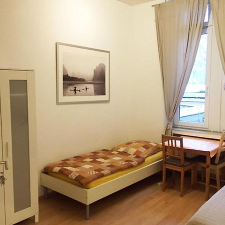 Hannover Sudstadt - Zimmer Und Apartment Kültér fotó